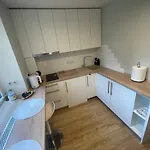 Apartament Modern 1br Haven Near Two Parks Ryga