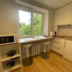 Modern 1br Haven Near Two Parks Apartament