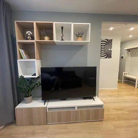 Modern 1br Haven Near Two Parks Apartament